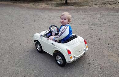 The Best Ride-On Toy Car For Kids